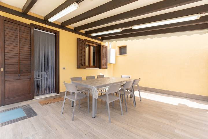 Villa "Summer Spritz" vicino alla spiaggia con vista sulle montagne, Wi-Fi in Cornino, Custonaci