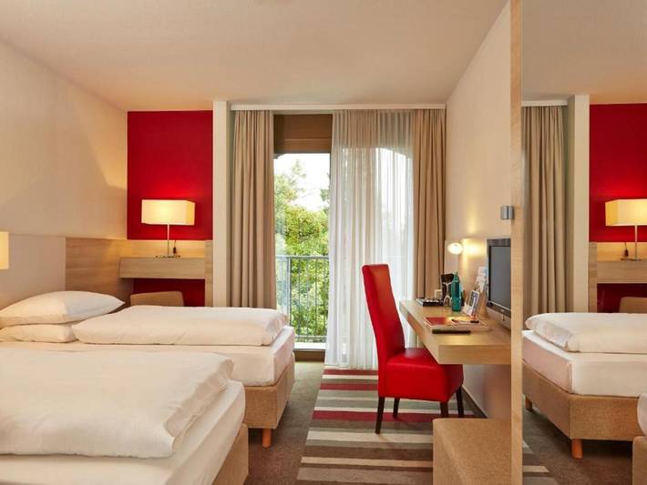 Ganze Wohnung, H+ Hotel Bad Soden by Sunday Hotels Superior-Zimmer in Bad Soden am Taunus, Main-Taunus-Kreis