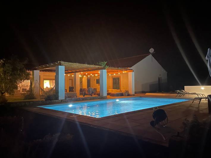 Casa rural para 8 personas, con jardín, Se admiten mascotas en Castelo de Vide