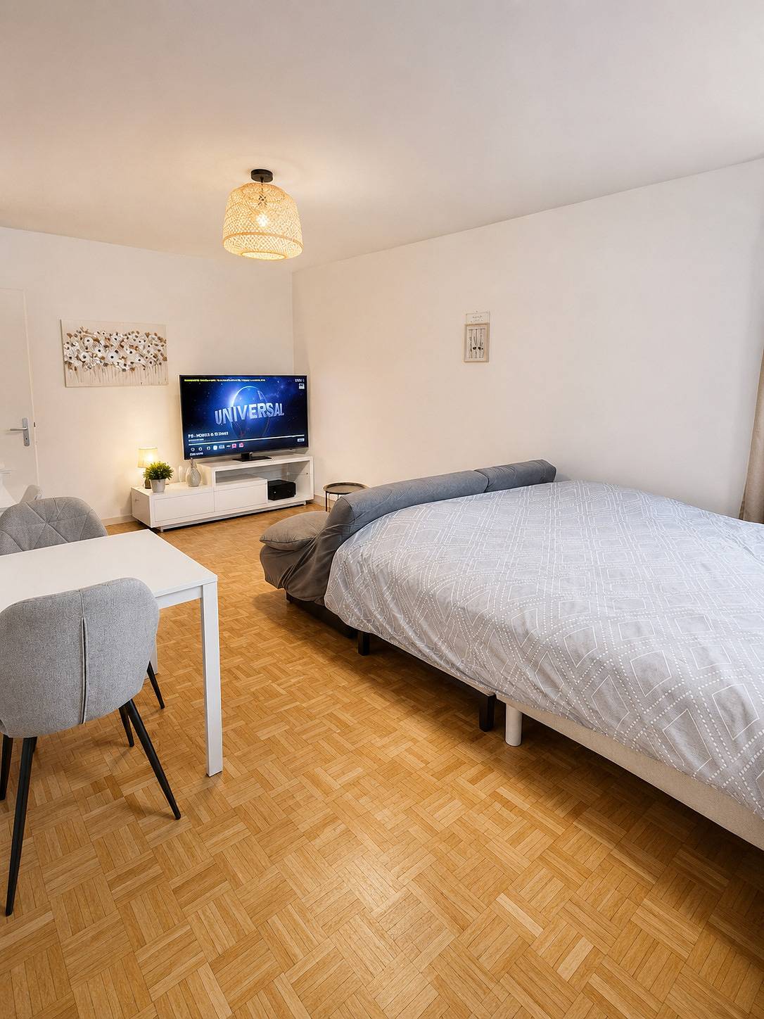 Ganze Wohnung, Ruhiges Apartment mit 2 Schlafzimmern in Chêne-Bougeries, Schweiz in Chêne-Bougeries, Genfer See