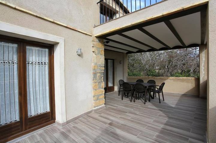 Casa rural para 7 personas, con Balcón y Terraza en Somontano de Barbastro