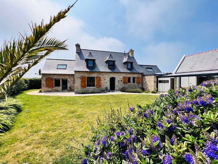 Location de vacances pour 6 personnes, avec jardin et sauna à Brignogan-Plages - 4