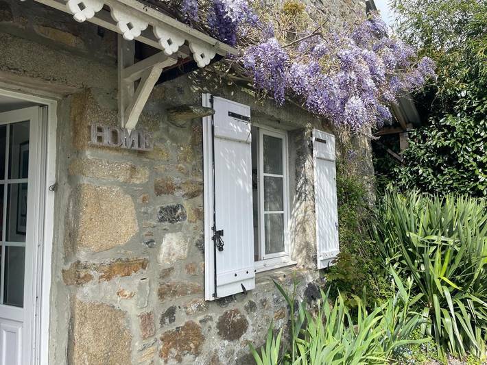 Gîte pour 2 personnes, avec jardin et terrasse à Le Lorey