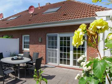 Ferienhaus für 6 Personen, mit Garten in Neßmersiel