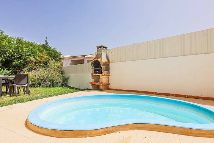 Location de vacances pour 8 personnes, avec terrasse dans Alcantarilha - 2