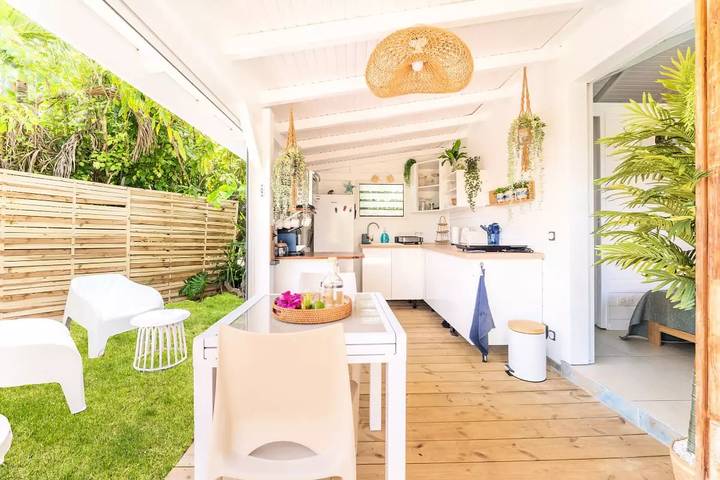 Mobil home pour 2 personnes, avec jardin et piscine dans Marie-Galante - 3