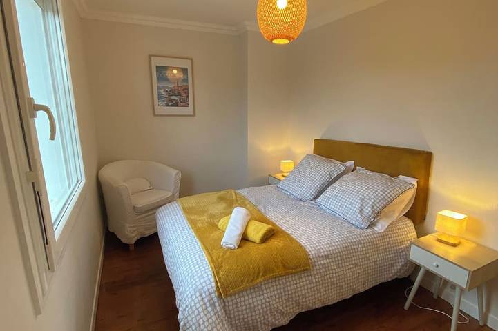 Location de vacances pour 12 personnes, avec terrasse et jardin dans Les Hospitaux (Erquy) - 2