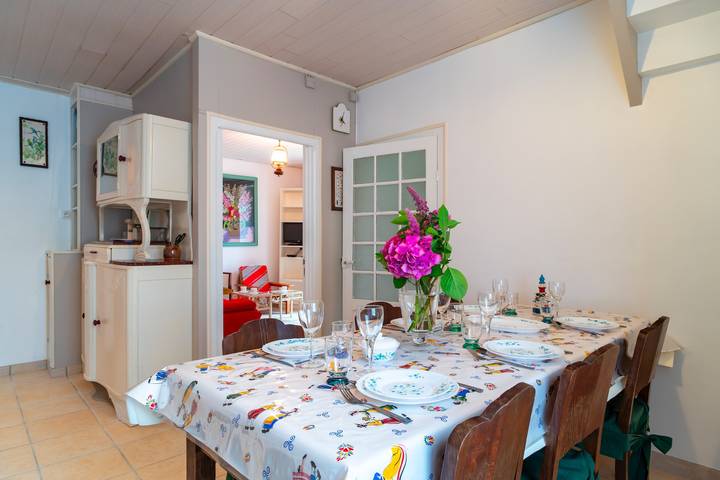 Location de vacances pour 6 personnes, avec jardin et terrasse à Plomodiern - 3