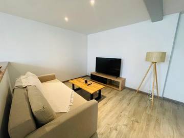Gîte pour 6 personnes, avec terrasse et jardin à Brizambourg