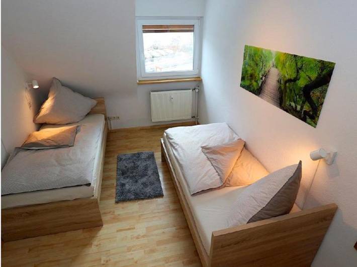 Ferienwohnung für 6 Personen, mit Seeblick und Ausblick sowie Balkon, kinderfreundlich in Titisee-Neustadt - 4