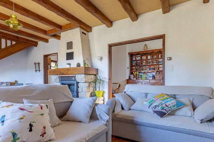 Maison de campagne pour 6 personnes dans Lac Chambon - 2