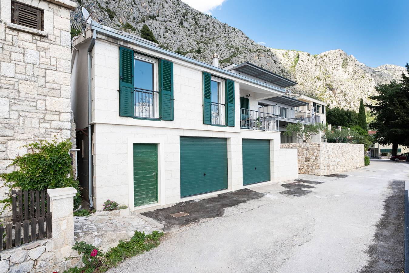 Kuća za odmor za 5 osoba s vrt in Omis, Omiška rivijera