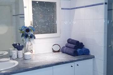 Cottage for 4 People in Mimet, Aix-en-Provence region, Photo 4