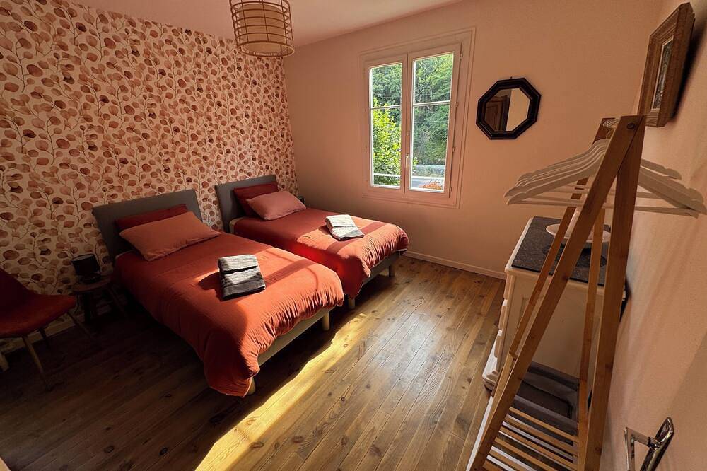 Villa Jeanne: une vue à couper le souffle au pied du Vercors ! in Saint-Nazaire-en-Royans, Région de Valence