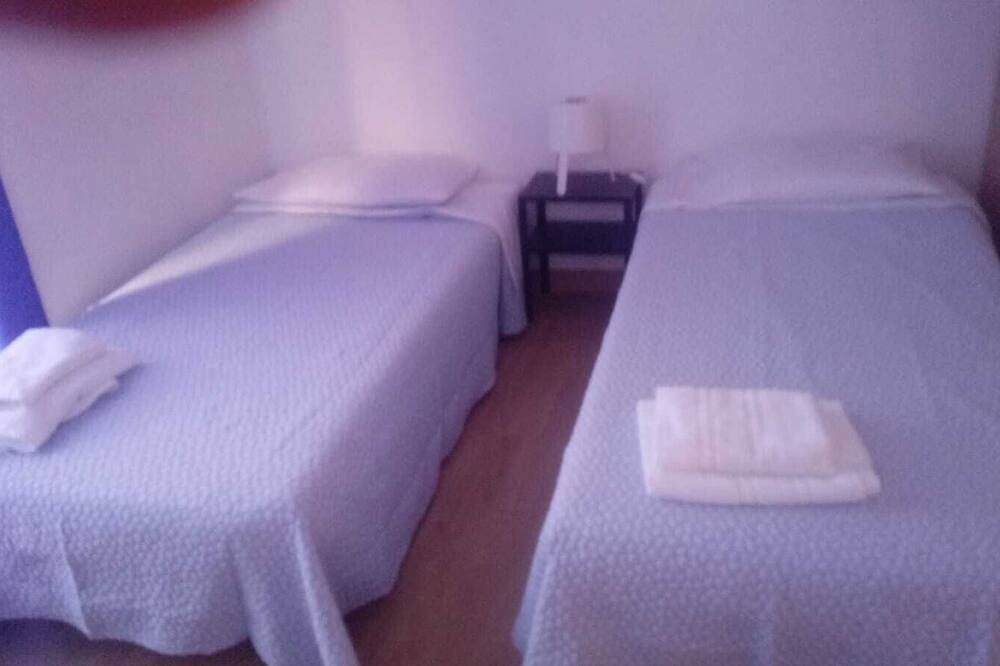 Casa de Marin para 13 personas in Marín, Rias Baixas