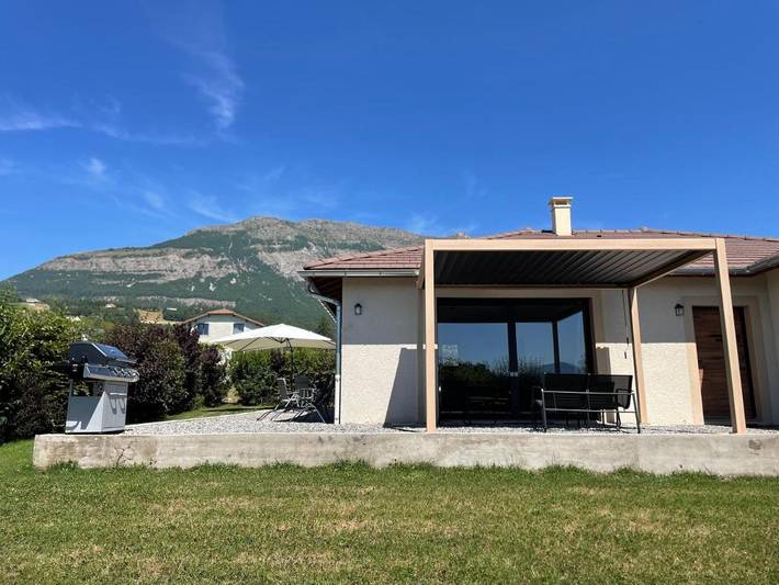 Villa pour 4 personnes, avec terrasse et vue