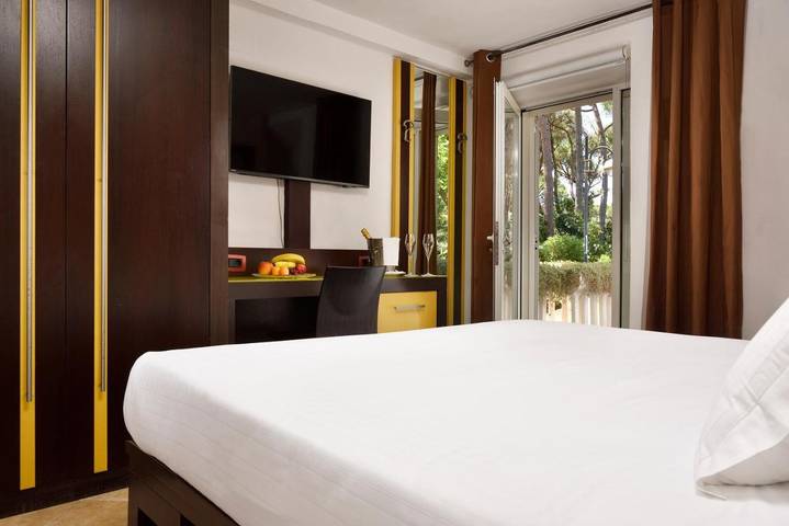 Hotel für 2 Personen, mit Terrasse und Garten sowie Pool und Sauna in Marina di Bibbona - 3