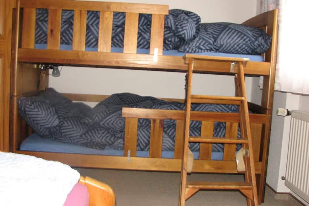 Ganze Wohnung, Gemütliche  2- Zimmerwohnung im Herzen des Hochschwarzwaldes. Haustierfreundlich in Grafenhausen, Südschwarzwald