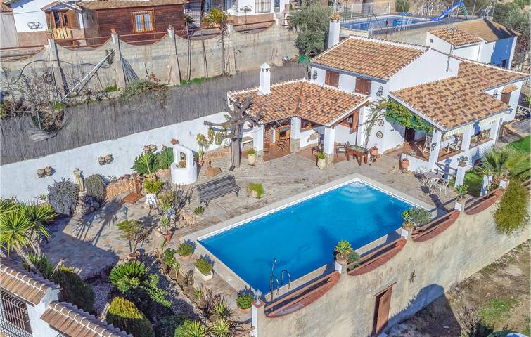 Location de vacances pour 7 personnes, avec terrasse ainsi que piscine et vue sur le lac, animaux acceptés à Séville - 2