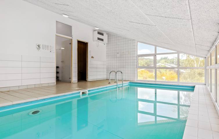 Ferienhaus für 12 Personen, mit Pool und Terrasse sowie Sauna in Lyngsbæk Strand - 4