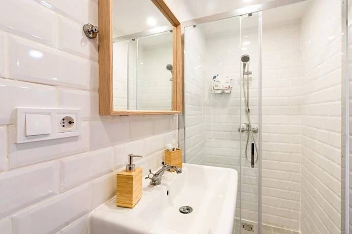Ganze Wohnung, Cosy studio with terrace next to Kiraly street (L) in Budapest, Danube-Ipoly National Park