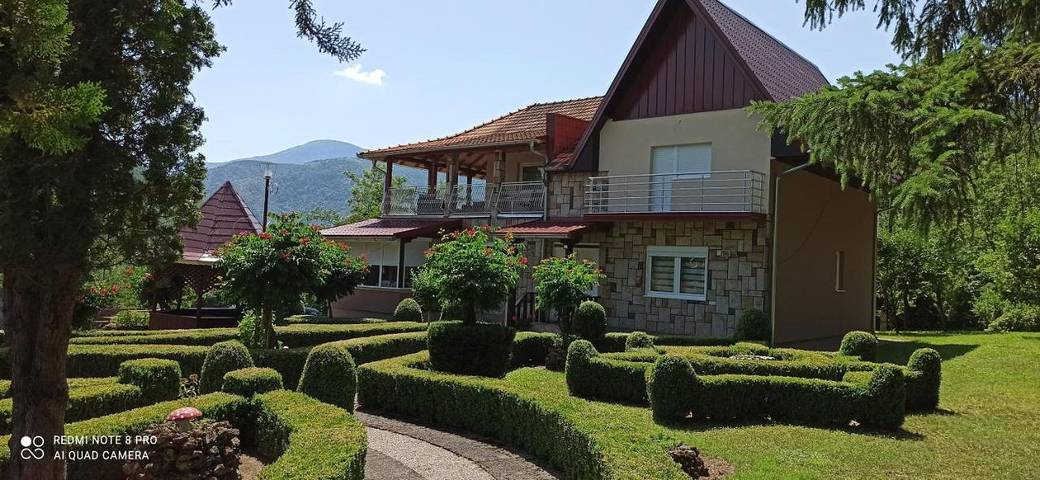 Ferienhaus für 5 Personen, mit Garten und Ausblick sowie Pool in Serbien