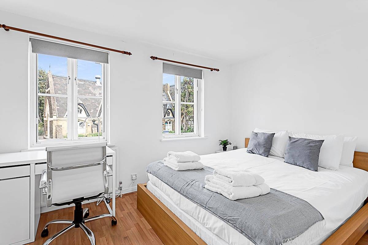 Three-Bedroom House in Richmond in Borough londonien de Richmond upon Thames, Londres