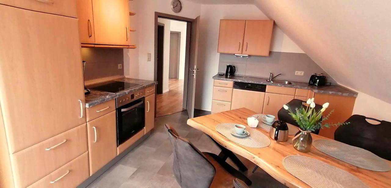 Ganze Wohnung, Ferienwohnung Lütje Moew - Dachterrasse und ruhige Lage in Leezdorf, Norden und Umgebung