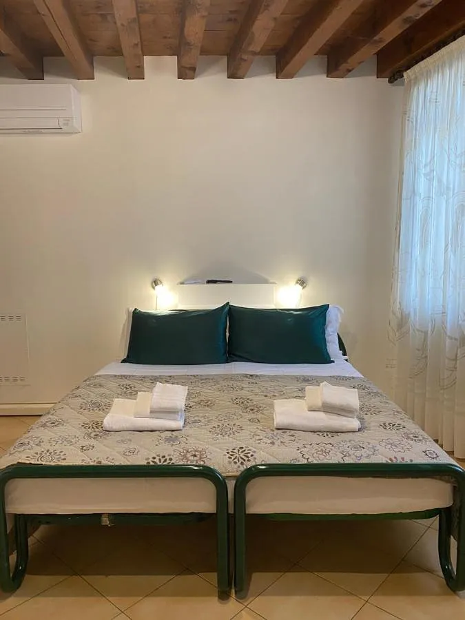Casa de huéspuedes para 3 personas, con jardín - 1