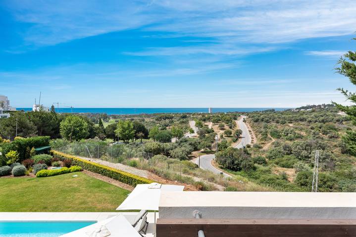 Chalet para 8 personas, con terraza además de jardín y jacuzzi en Provincia de Málaga - 3