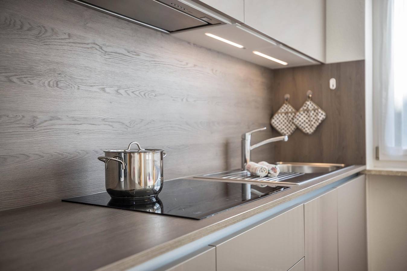 Ganze Wohnung, Apartment 'Kronsun Freude' mit Bergblick, privater Terrasse und Wlan in Percha, Kronplatz