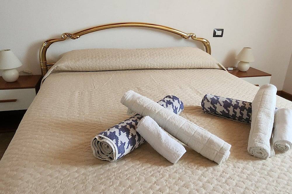 Apartamento entero, Apartment a stone's throw from the sea in Cabras, Stagno di Càbras