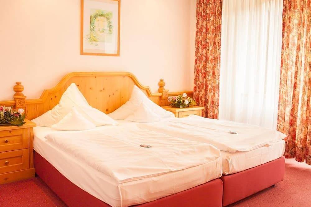 Doppelzimmer \"Elbblick\", Dusche oder Bad, Wc - Elbhotel Bad Schandau in Bad Schandau, Elbsandsteingebirge