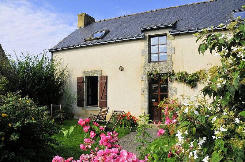 Au Vieux Moulin - Chambre baldaquin in Clohars-Carnoët, Région de Quimper