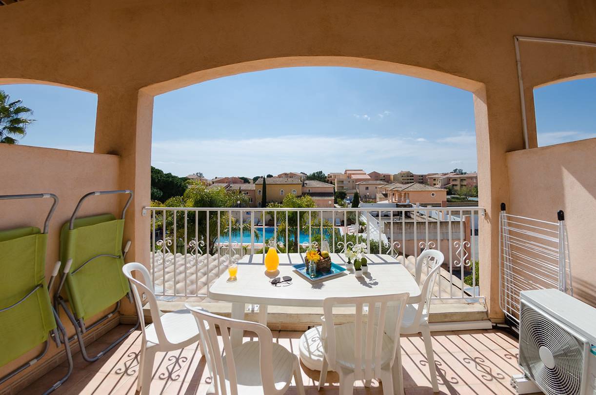 Apartamento vacacional entero, Pretty Apartment 6 pers. with Heated Pool & Tennis at 250m from the Beach in La Londe-les-Maures, Parque nacional Port-Cros
