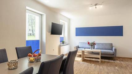 Ferienwohnung für 4 Personen, mit Whirlpool und Balkon sowie Garten, mit Haustier in Eisenerz