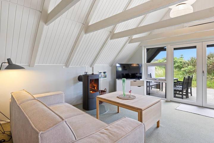 Traditionelles Sommerhaus mit Holzofen in Klegod in Ringkøbing, Holmsland Klit