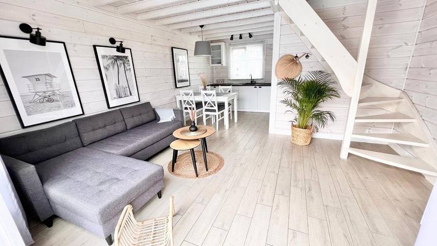 Bungalow für 8 Personen, mit Garten und Pool sowie Ausblick und Kinderpool, kinderfreundlich in Mielno - 3