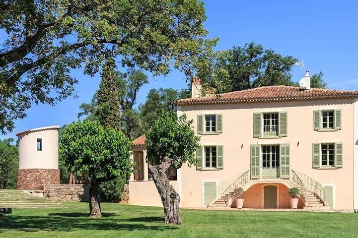 Ferienhaus für 12 Personen, mit Pool
