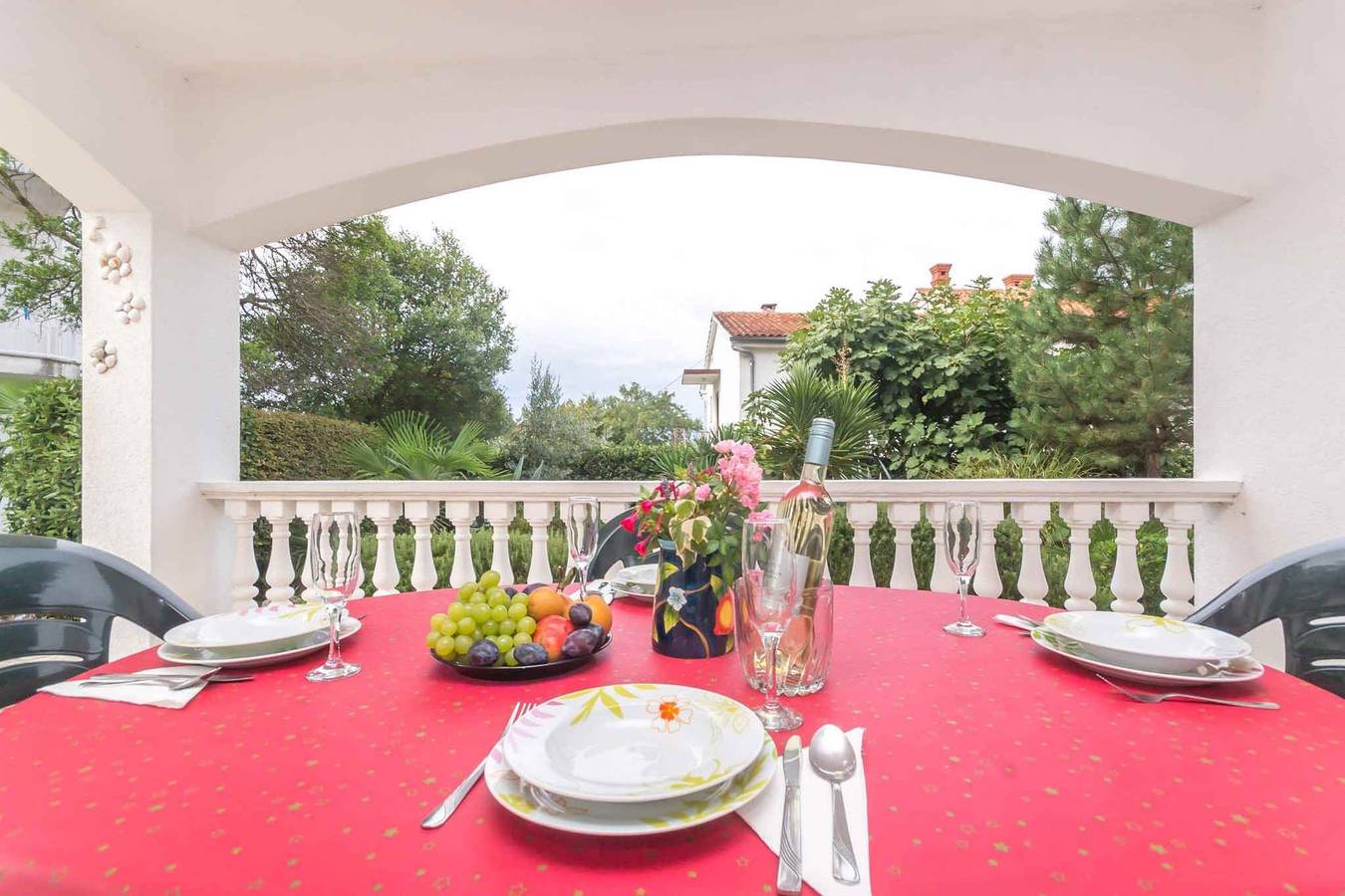 Entire holiday apartment, Holiday apartment with air conditioning  in Njivice, Krk