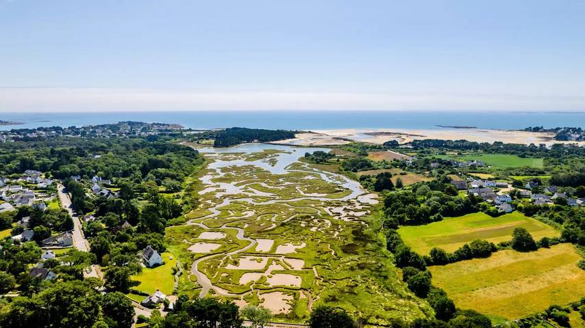 Camping pour 4 personnes, avec terrasse et sauna, animaux acceptés à La Trinité-sur-Mer - 2