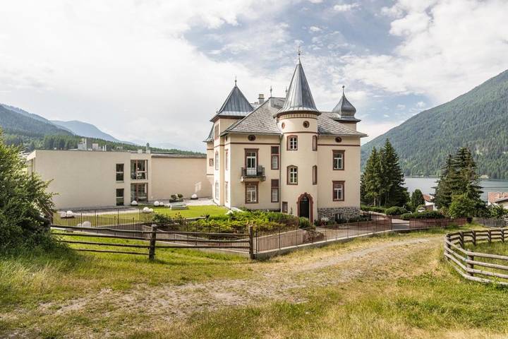 Hotel für 2 Personen, mit Balkon und Terrasse sowie Garten und Pool