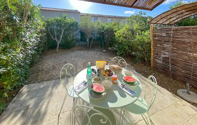 Location de vacances pour 4 personnes, avec terrasse et jardin à Saint-Laurent-de-la-Cabrerisse - 4