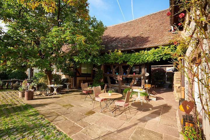 Chambre d’hôte pour 2 personnes, avec jardin et jacuzzi ainsi que piscine et sauna à Willgottheim
