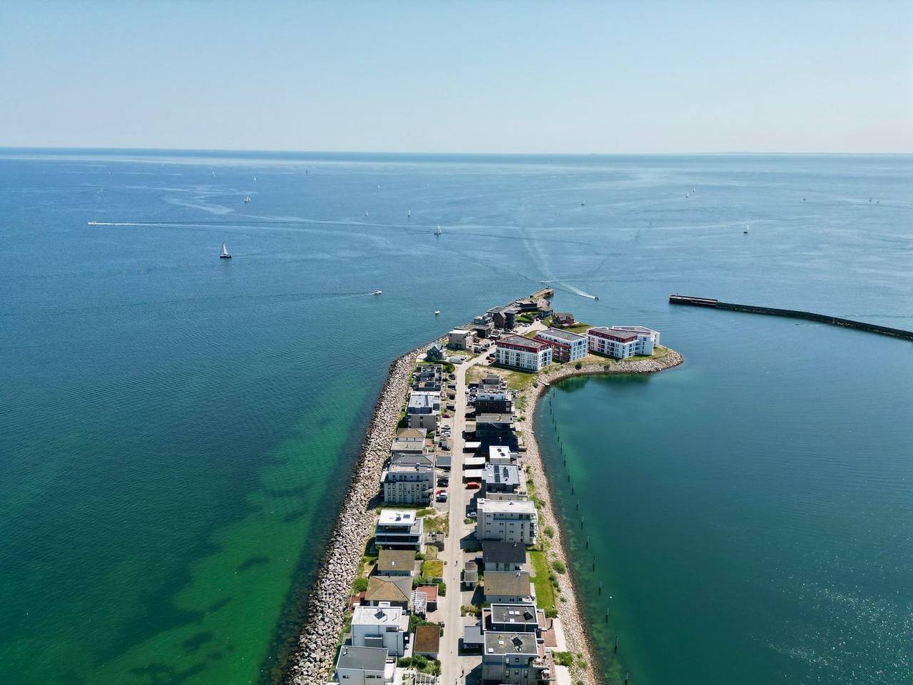 Ganze Wohnung, "Hafenspitze": Erdgeschosswohnung mit Ostseeblick, Terrasse & Wellnessbereich in Olpenitz, Kappeln