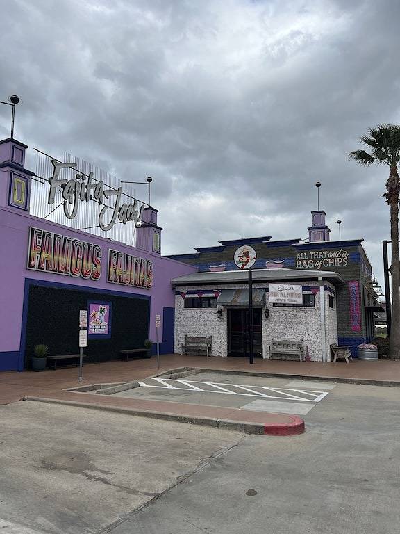 2 Bdrm Treehouse Hideaway- Lake Conroe | Boat ramp in Lake Conroe