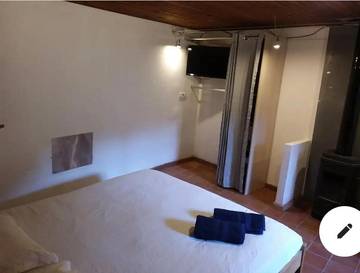 Gîte pour 10 personnes, avec vue sur le lac ainsi que vue et balcon dans Beget