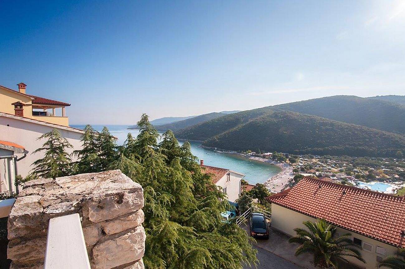 Cały apartament, Jednopokojowy apartament z balkonem i widokiem na morze Rabac, Labin A-7438-b in Rabac, Labin-Rabac