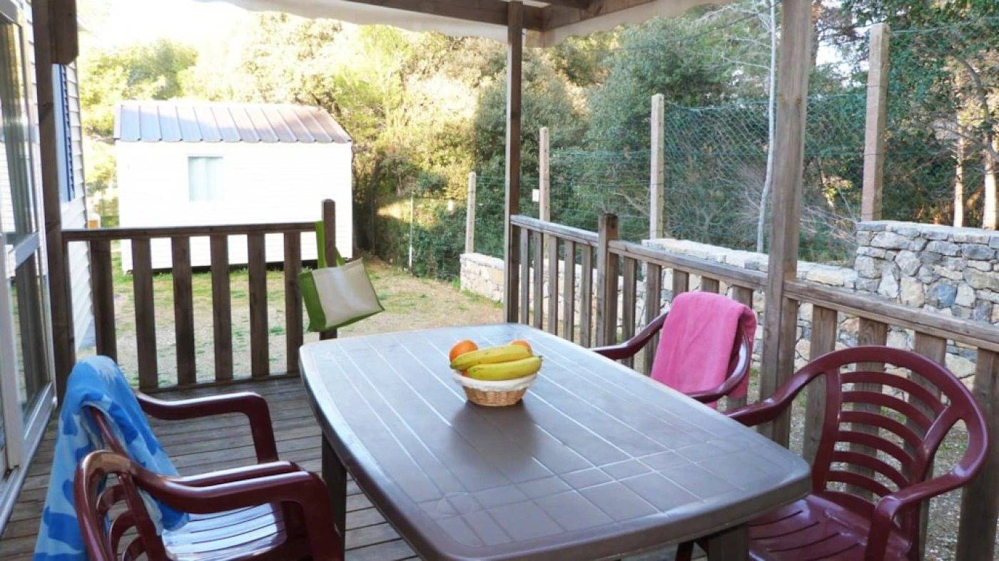 Zecamping 3 étoiles 200m plage locatif Tv clim 26m2 6 pers in Hyeres, Parc national Port-Cros