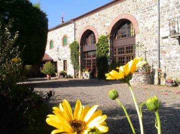 Chambre d’hôte pour 3 personnes, avec jardin dans le Puy-de-Dôme